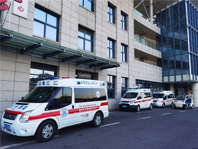 富蕴救护车出租服务案例4