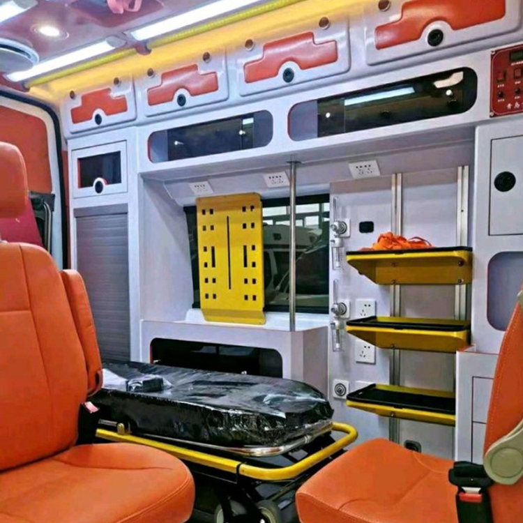 富蕴长途救护车护送病人租赁价格